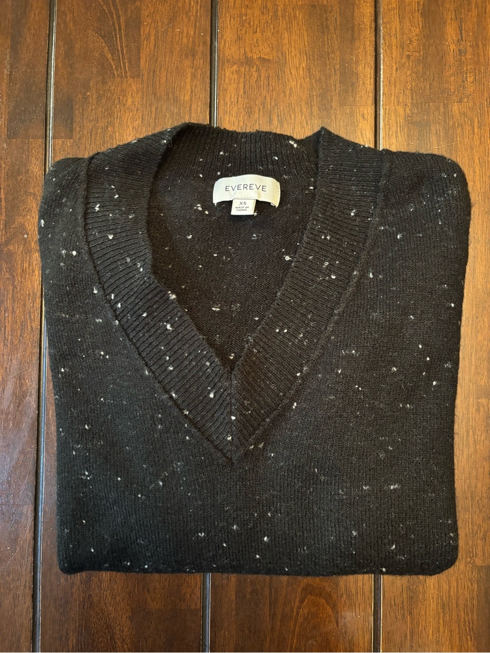 Evereve Black Speckled V-Neck Knit Sweater Long Sleeve Sweater Melange XS